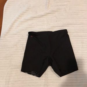 Ruby Ribbon Boy Shorts Black large